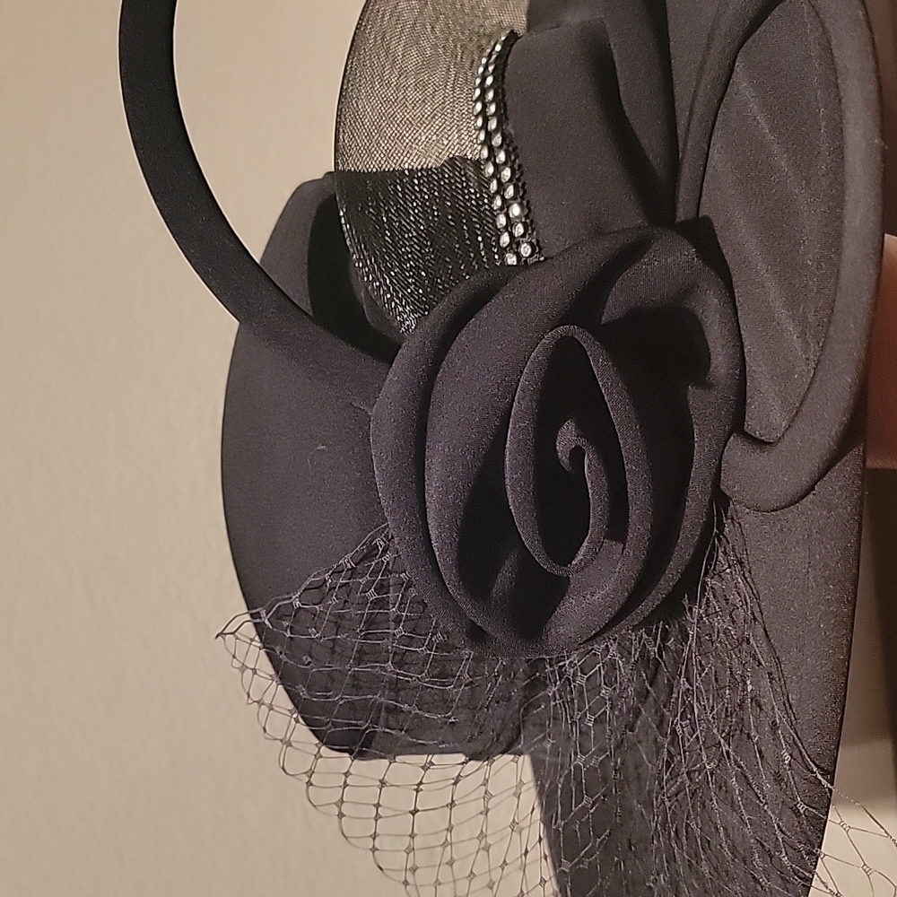 Hat - Picture 4 of 4